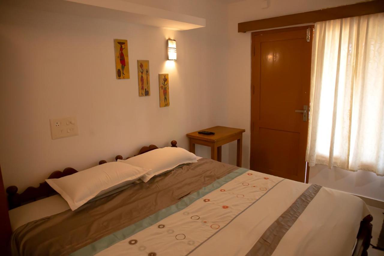 Marari Edens Apartment Марарикулам Екстериор снимка
